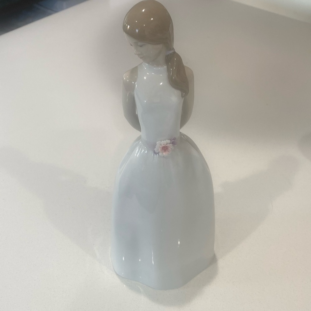 Lladro Figurine - “Sweet Adolescence”